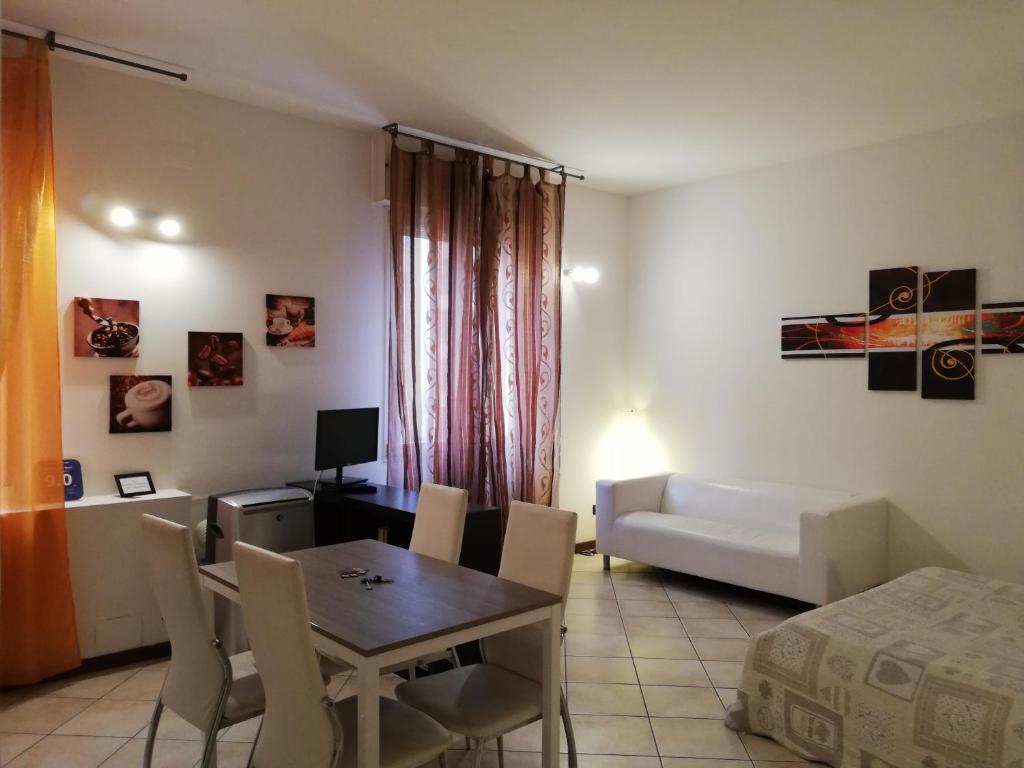 Residenza Ugo Bassi room 1