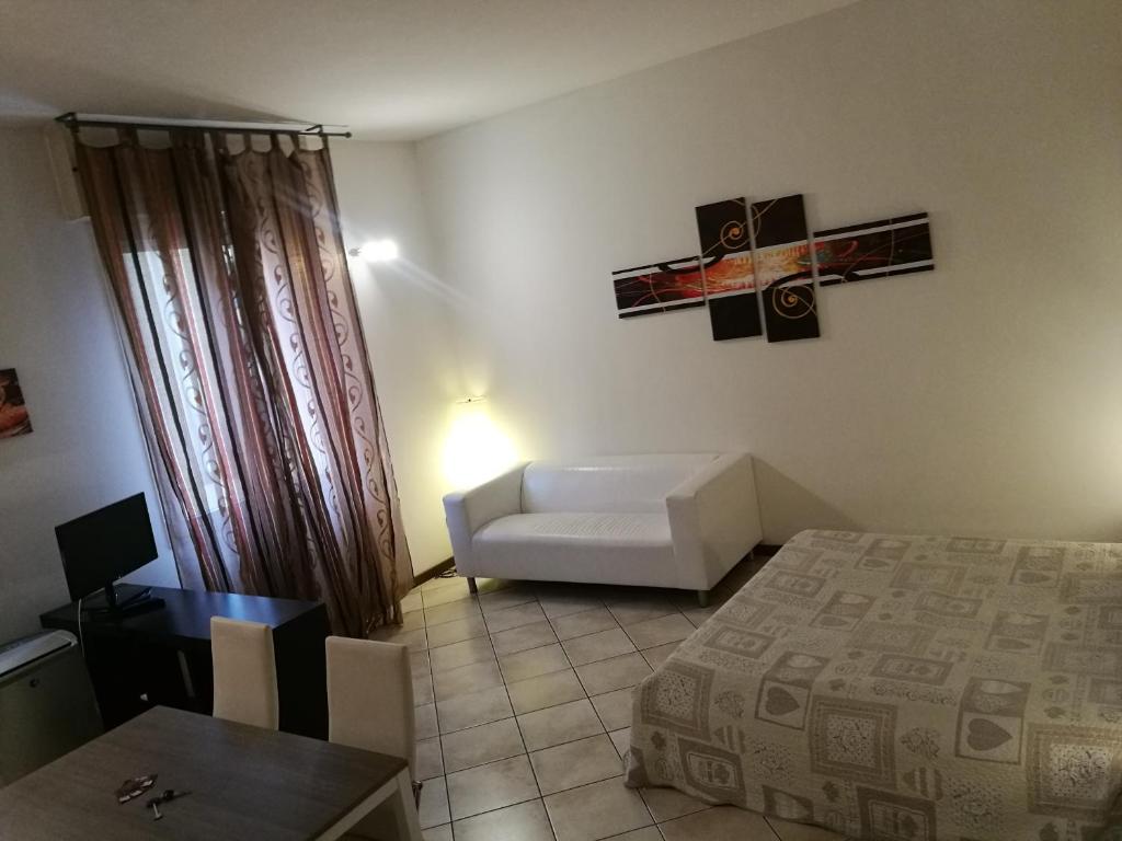 Residenza Ugo Bassi room 6